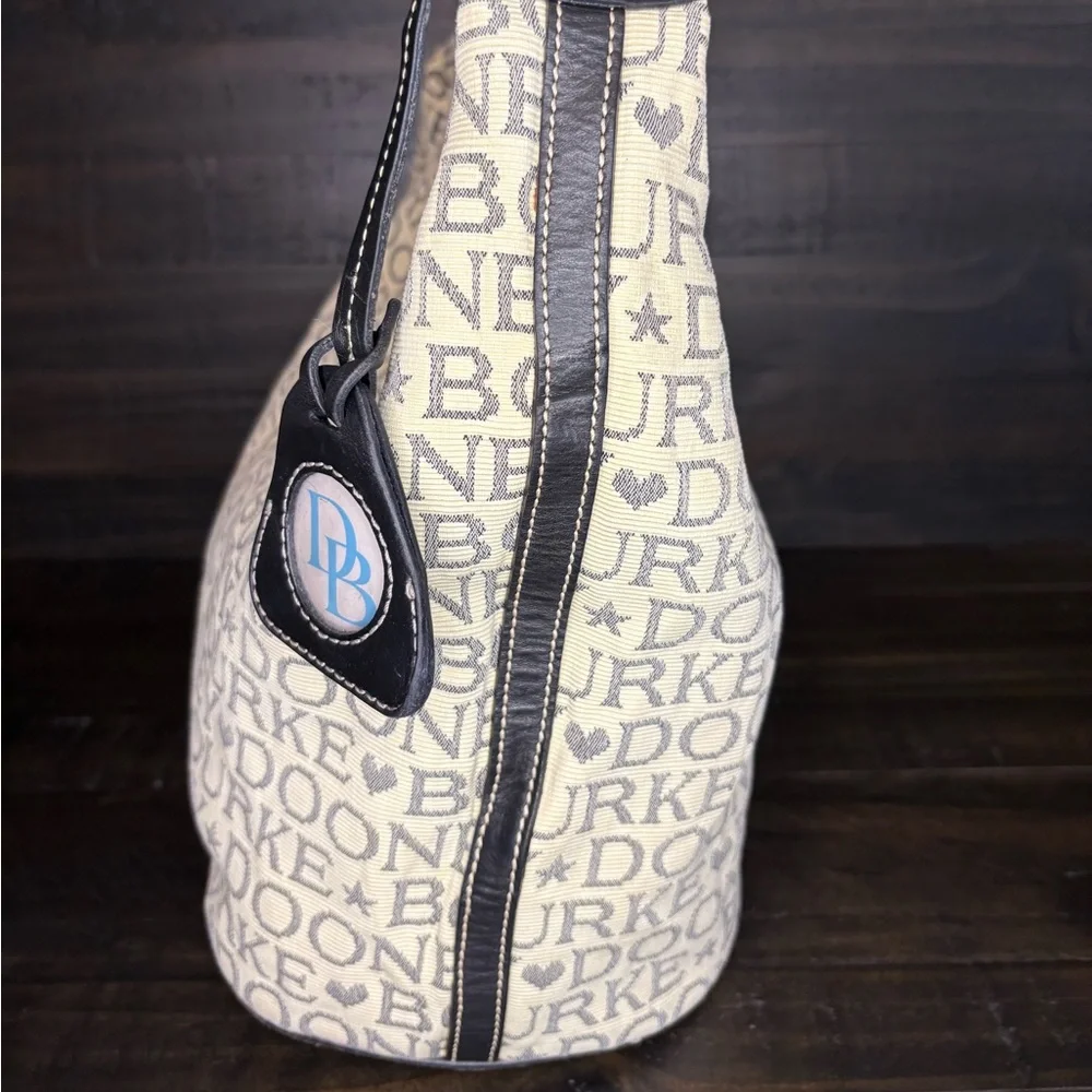 Dooney & Bourke guc dooney